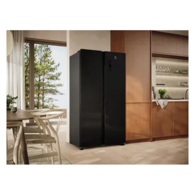 Electrolux frižider EAT6ME53E0