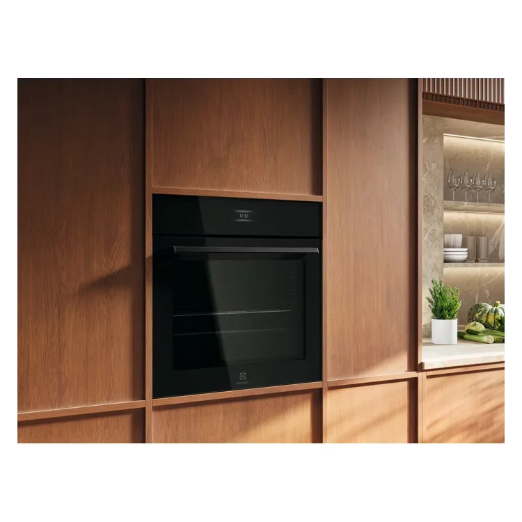 Electrolux rerna LOX8P87WZ
